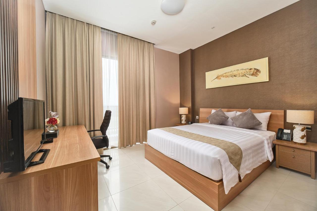 Le Premier Hotel Deltamas Cikarang Habitación foto