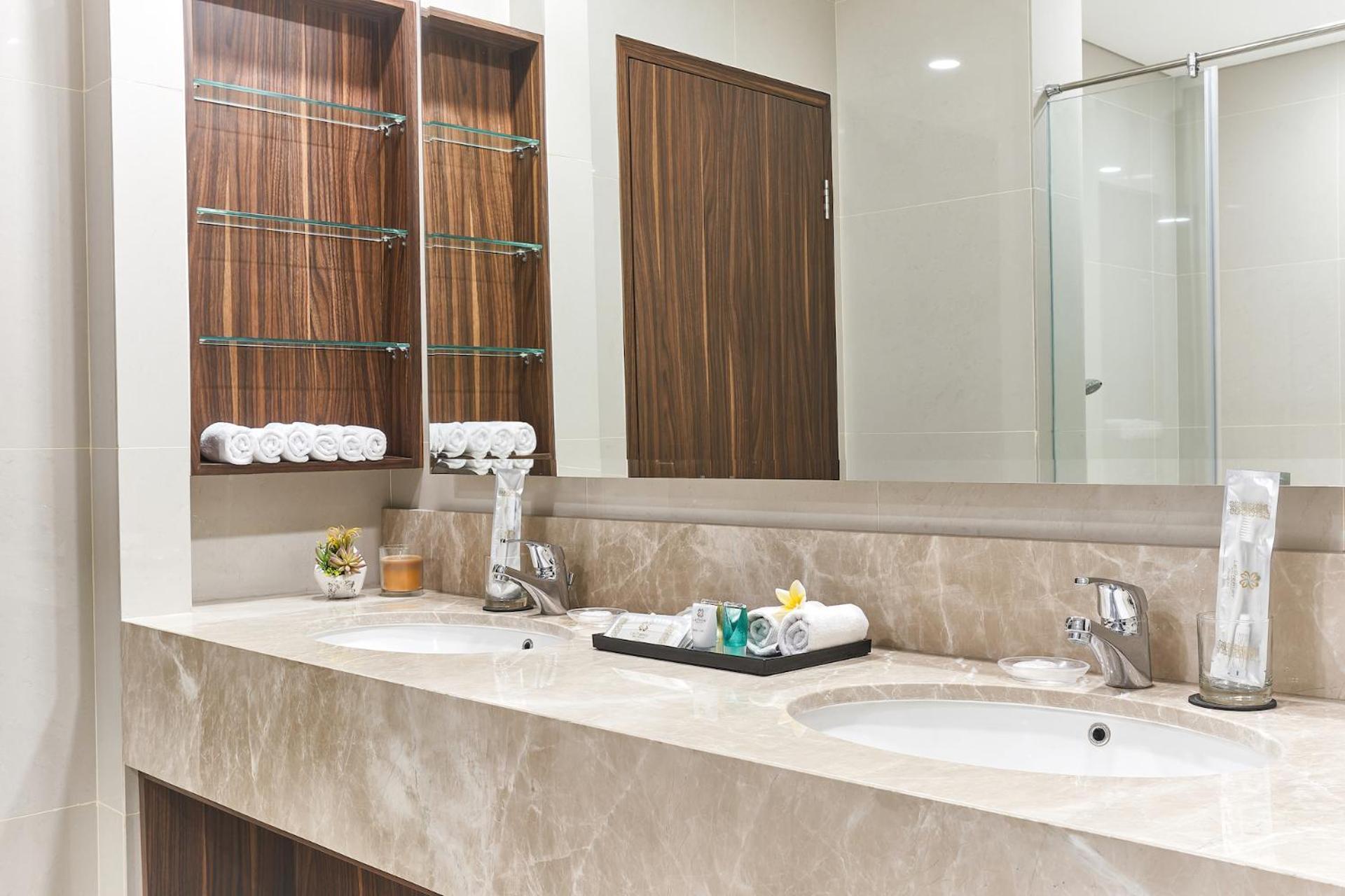 Le Premier Hotel Deltamas Cikarang Habitación foto